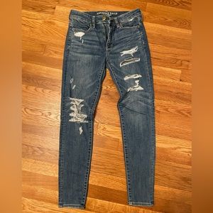 Size 6 American Eagle skinny jeans